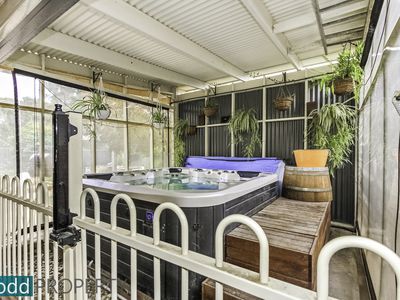 1 Fairy Dell Court, Heathcote