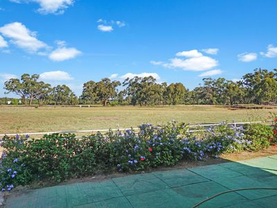 108 Mid Western Highway, West Wyalong