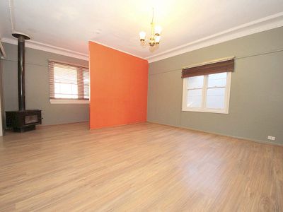 235 Henry Lawson Drive, Georges Hall