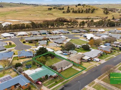 18 Ewin Street, Blayney