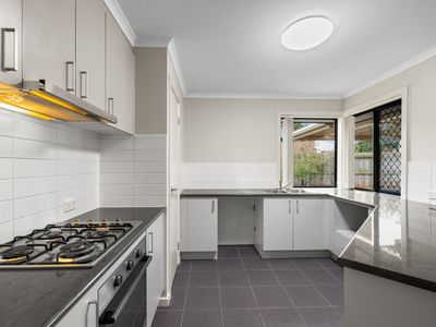 5 Glebe Drive, Sale