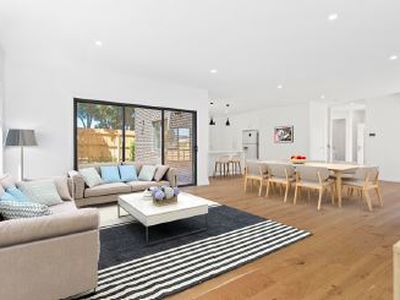 2 / 34 Peter Street, Box Hill North