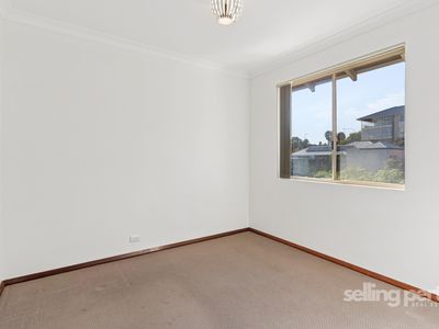 4 / 6 Mary Street, Como