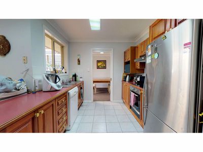 7 Lesley Place, Dubbo