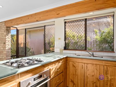 18 Elm Close, Camillo