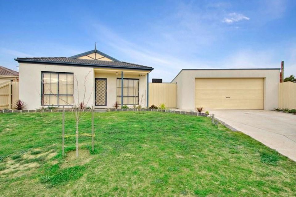 45 Bella Crescent, Hallam