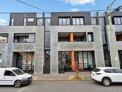 136 Raglan Street, Port Melbourne