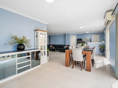 56 Cheltenham Loop, Bertram