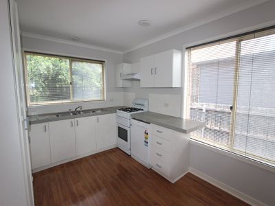 2 / 328 Aberdeen Street, Manifold Heights