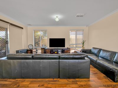 26 Putting Green, Maddington