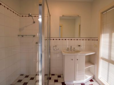 63 Maryville Way, Thurgoona