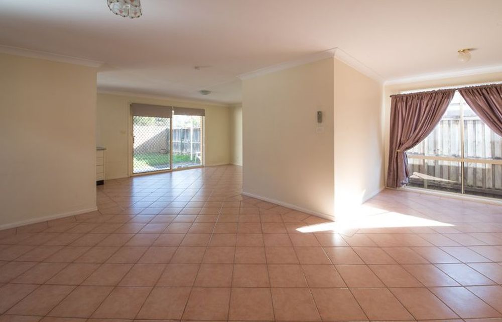 4 Sandover Court, Wattle Grove