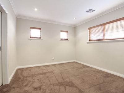 43 Salerno Avenue, Stirling