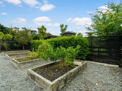 29 Bethells Road, Waitakere