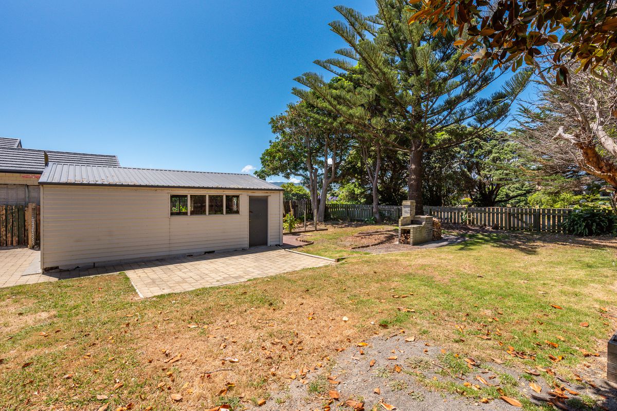 198 Tutere Street, Waikanae Beach