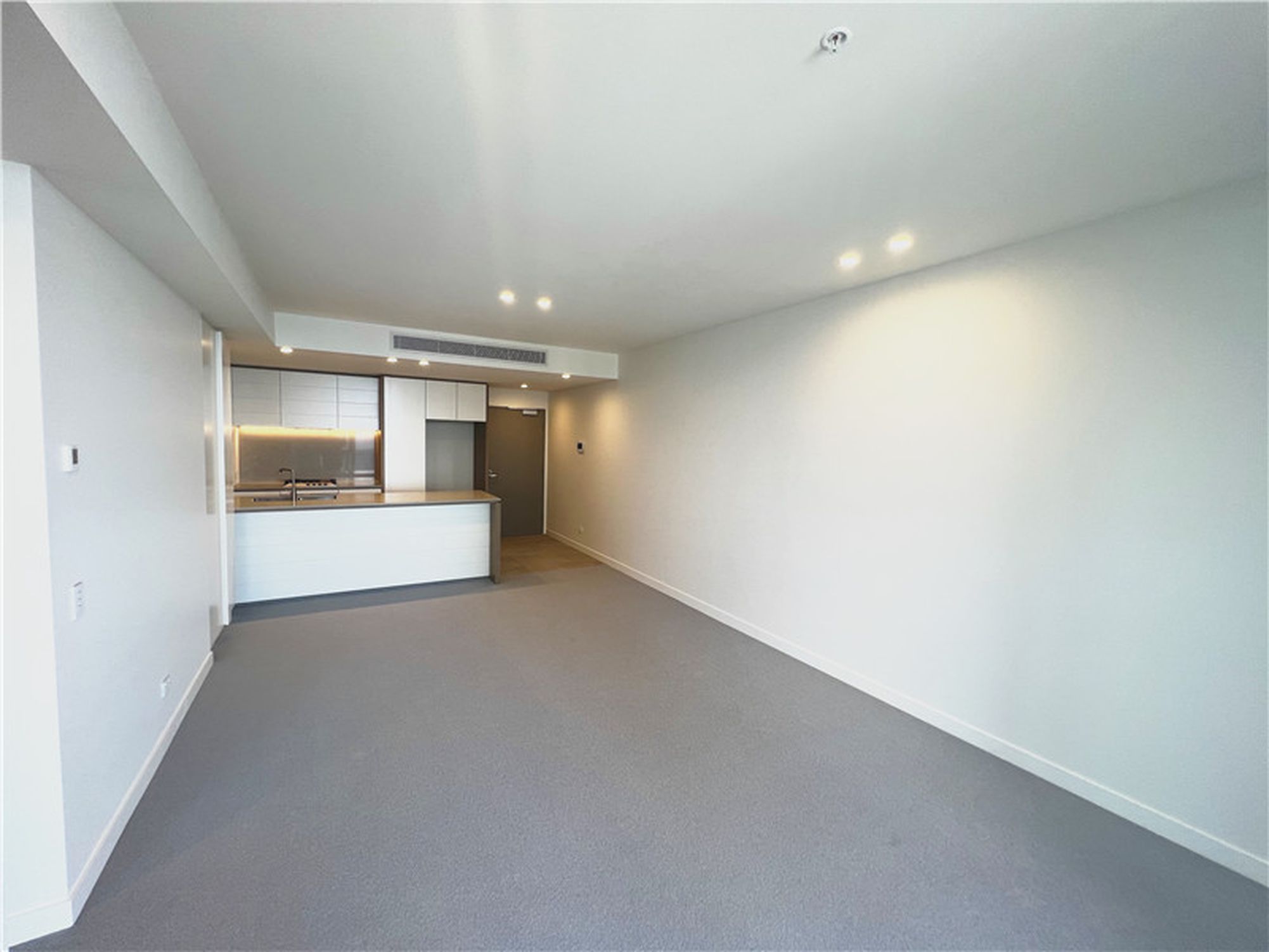 1302 / 12-18 Philip Avenue, Broadbeach