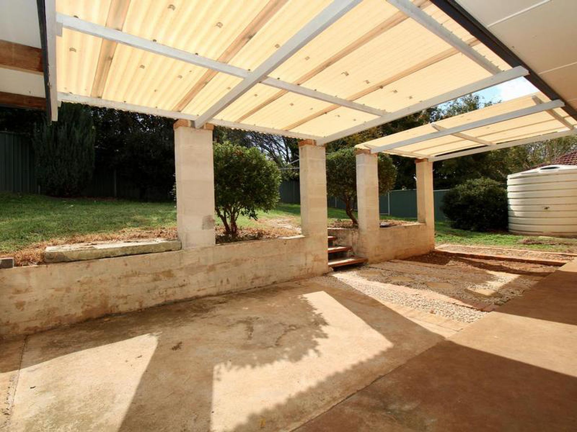 6 Euroka Place, Blayney