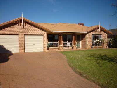 58 Twickenham Drive, Dubbo