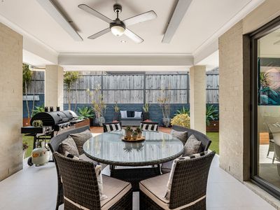 9 Poplar Avenue, Elizabeth Hills