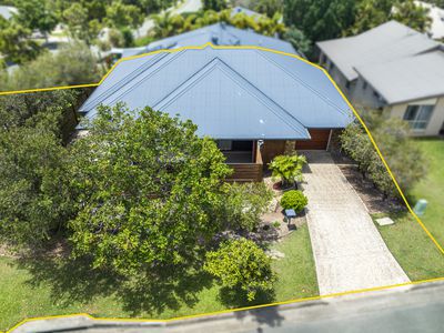 2 / 2 Valda Avenue, Coomera