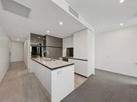 1012 / 9 Christie Street, South Brisbane