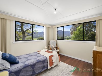 18 Ryders Lane, Tawonga