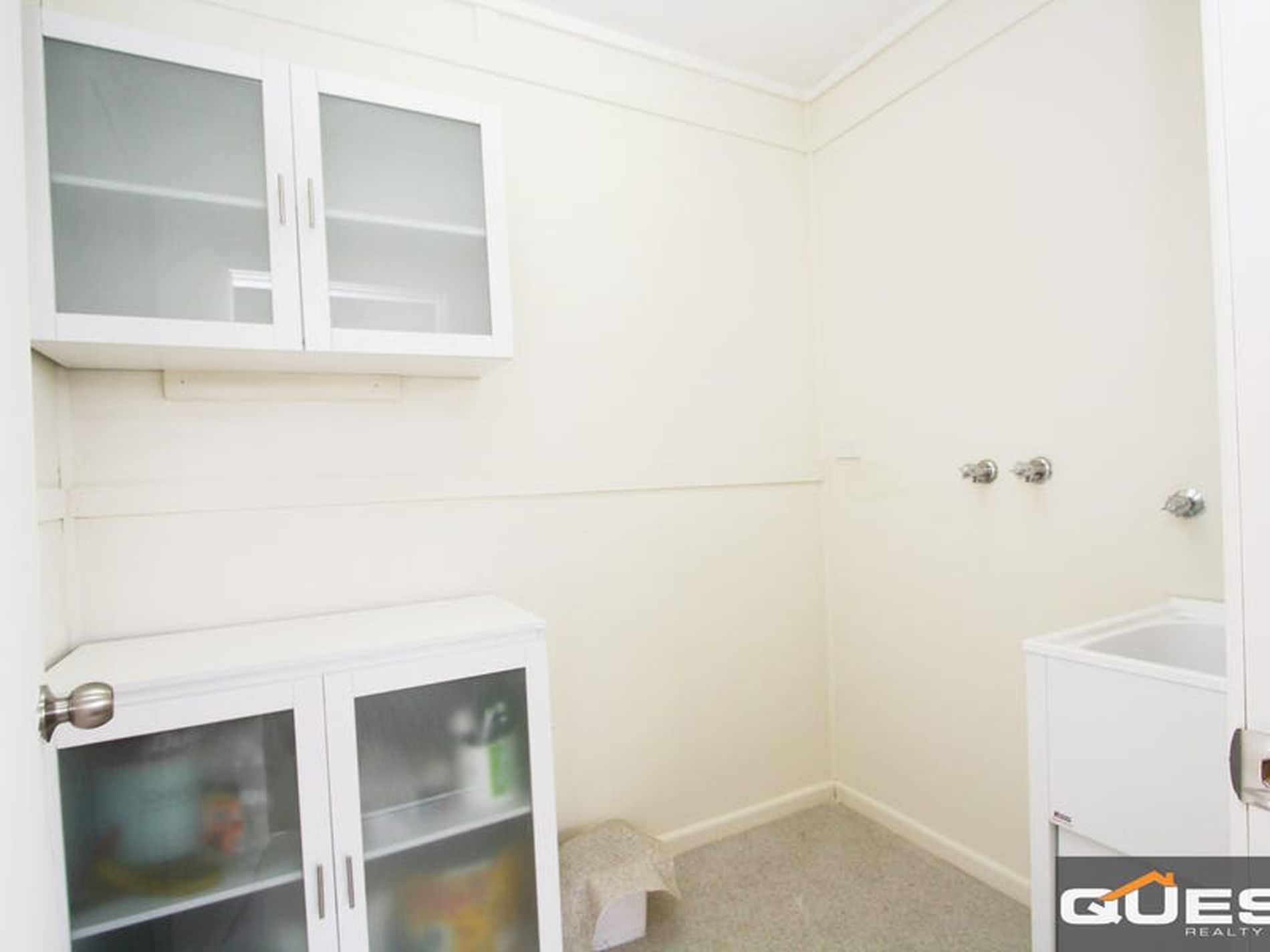 32 Robertson Road, Chester Hill