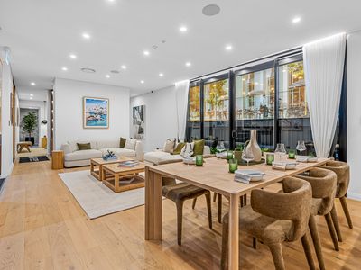 12 Rothschild Avenue, Rosebery
