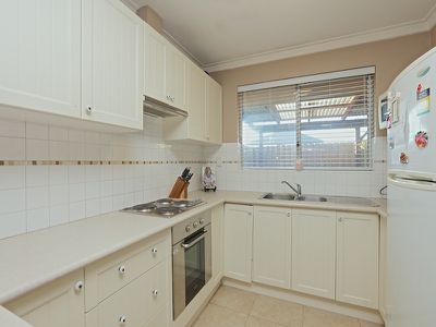 8/82 Edward Street, Osborne Park