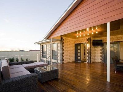 11 Purna Place, Hannans