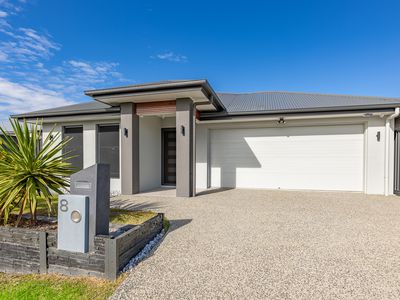8 Sunset Street, Morayfield