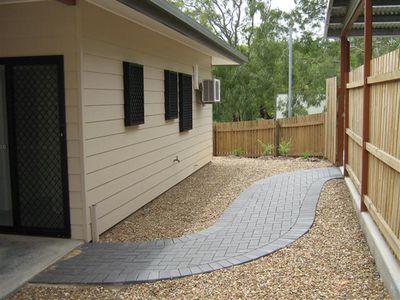 2 / 40 Walker, Cooktown