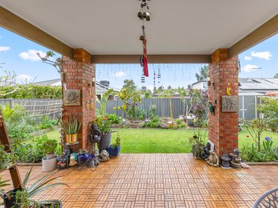 39 Holyoake Parade, Manor Lakes