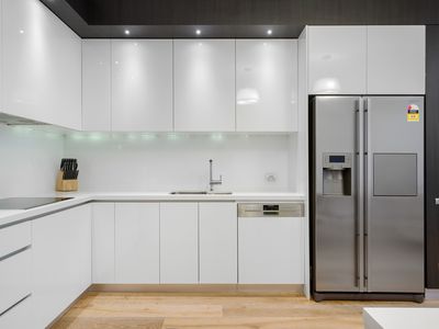 803 / 19 Ogilvie Road, Mount Pleasant