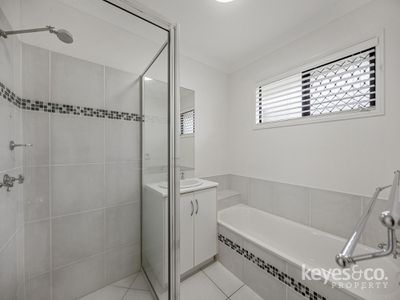 227 Freshwater Drive, Douglas
