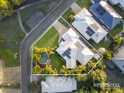 21-23 Warbler Crescent, Douglas