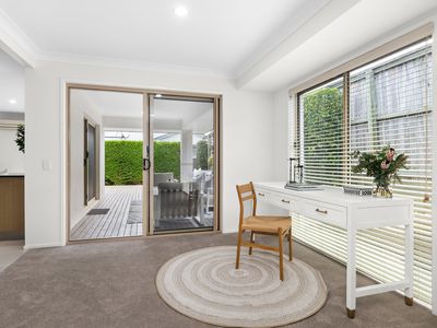11 Lachlan Drive, Wakerley