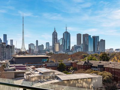808 / 250 Saint Kilda Road, Southbank