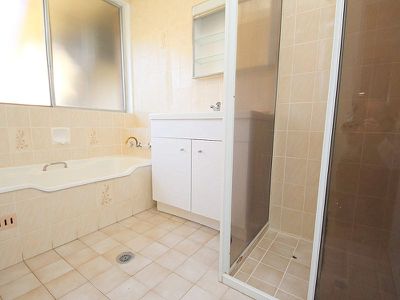 14 Cumberland Avenue, Georges Hall