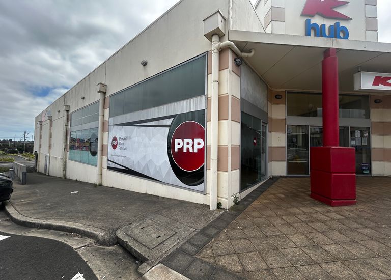 2 / 1  Frederick Lane, Portland