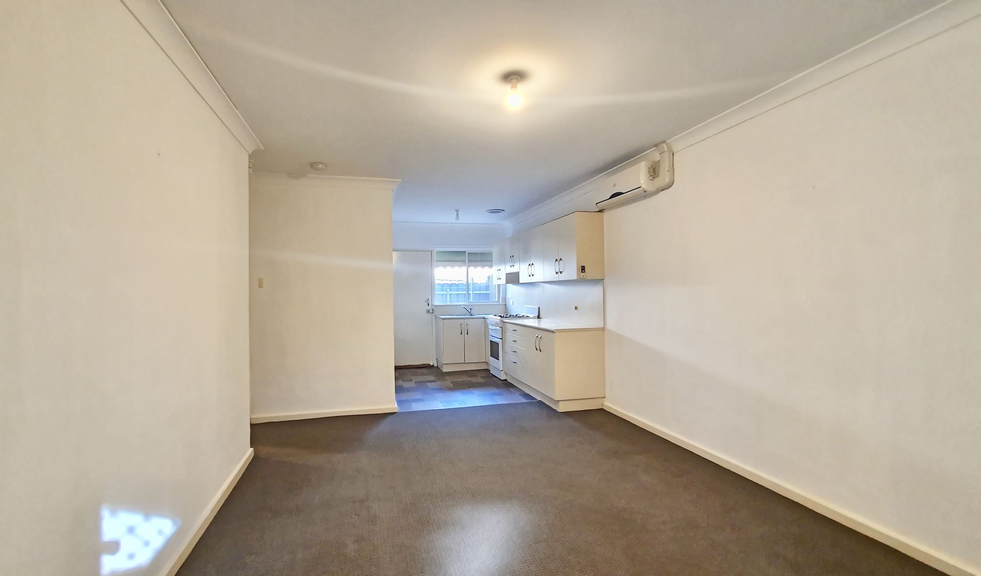 2 / 835 Grand Junction Road, Valley View