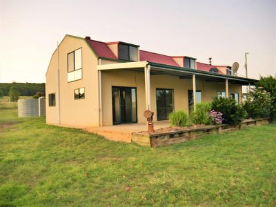1131 Booie Road, Booie