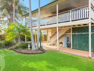 2 / 155 Normanhurst Road, Boondall