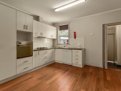 8 Stark Avenue, Millicent