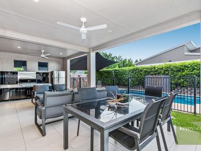25 Sheerwater Parade, Douglas