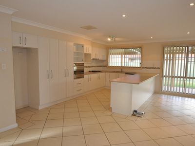 11 Hastings Court, Dubbo