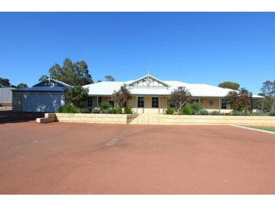 18 Aquanita Rise, Darling Downs