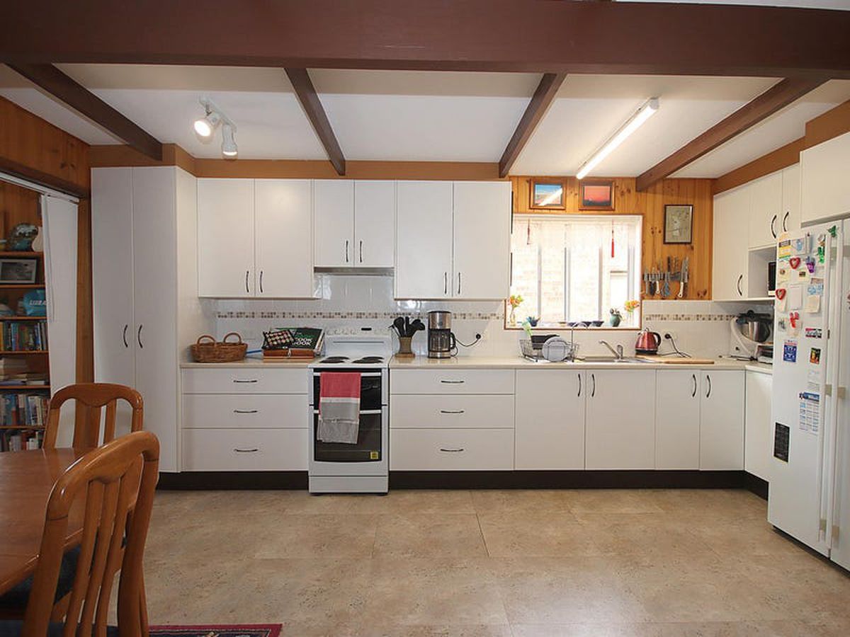 74 King Albert Avenue, Tanilba Bay, Tanilba Bay - Thumbnail 3