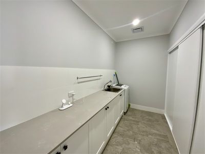 7B Dunstan Close, Forbes