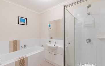 62 Innes Court, Berwick